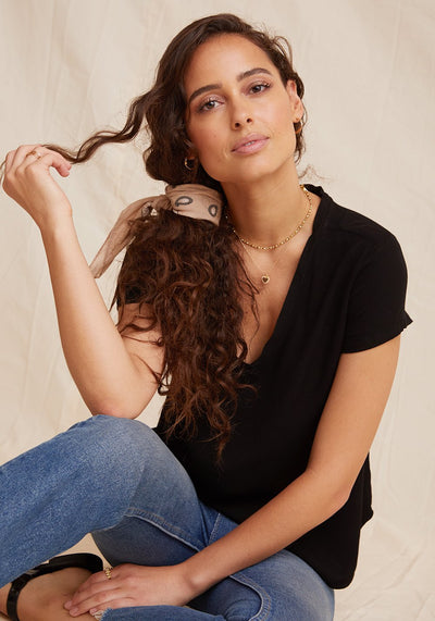Bella Dahl Essential V-Neck Tee - Black