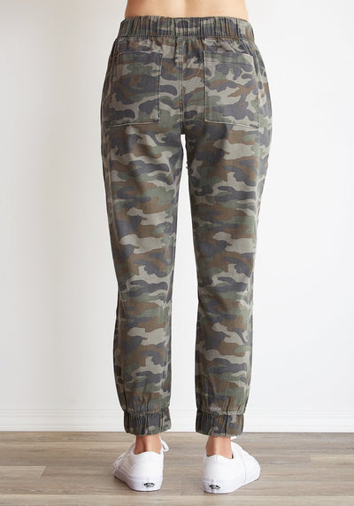 Bella Dahl Pocket Camo Jogger